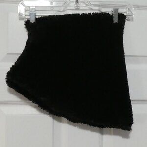 JACOB | OS One Size | Black Faux Fur Infinity Scarf